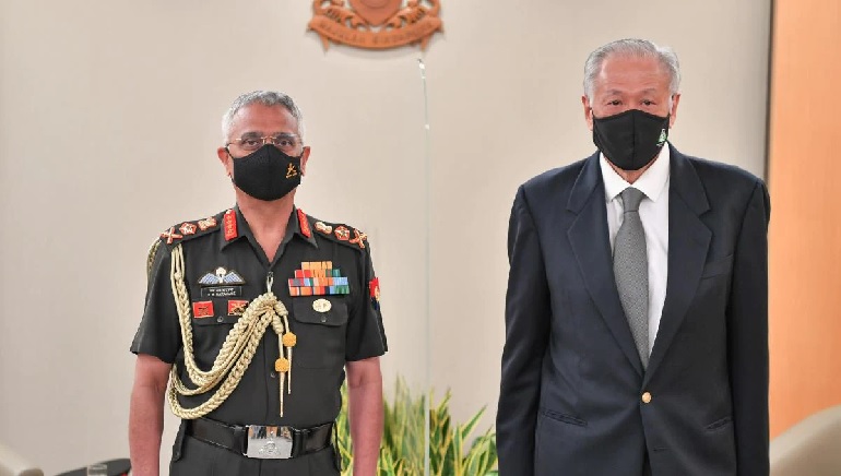 Singapore Defence Minister meets Indian Army Chief