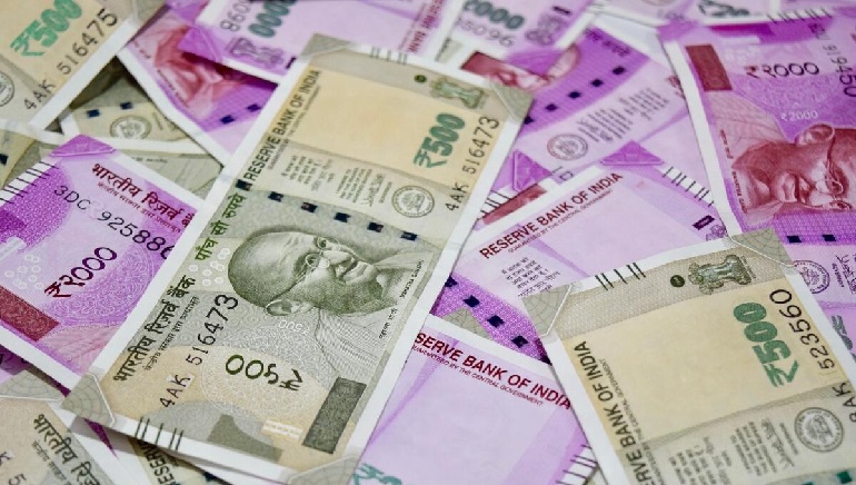Gains in equities boost the Indian rupee against the UAE dirham