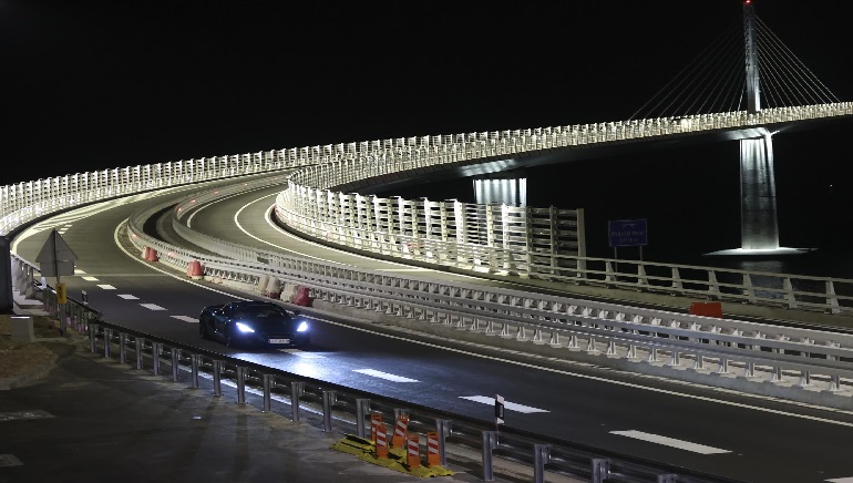 Croatia opens long-awaited bridge bypassing Bosnia