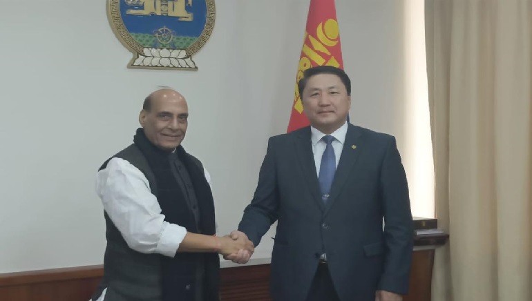 Defence Minister Rajnath Singh Meets Mongolian Counterpart, Discusses Ways To Enhance Defense Ties