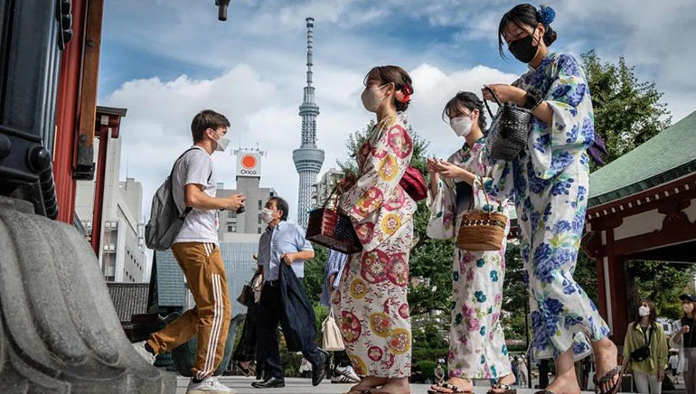 Tourists start to pour in after Japan lifts Covid-19 restrictions