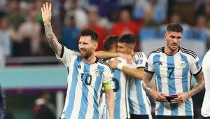 Argentina Beat Australia 2-1 to Reach FIFA World Cup Quarter-Finals