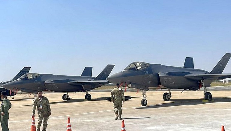 2 F-35 Aircraft of US Air Force Participate in Aero India 2023