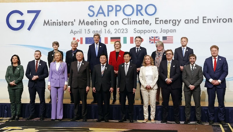 G7 Pledges to Quit Fossil Fuels Faster, But With No New Deadline