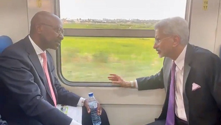 Indian Foreign Minister Travels in Made in India Train in Mozambique
