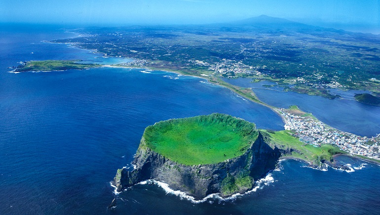 South Korea Mulls Fees for Jeju Island Tourists