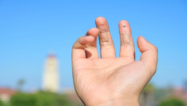 Stanford Researchers Develop Soft ‘E-Skin’ That Mimics Human Touch