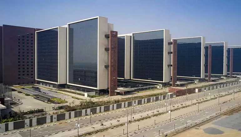 Surat Bourse Overtakes Pentagon as World’s Largest Office Building