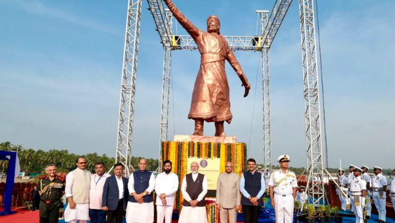 PM Modi Unveils Chhatrapati Shivaji Maharaj Statue At Rajkot Fort In Maharashtra