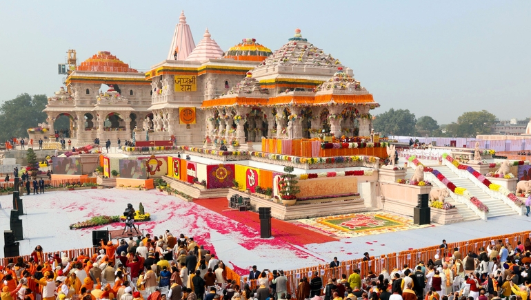Massive Crowd Broke At Ayodhya’s Ram Mandir On Day 1