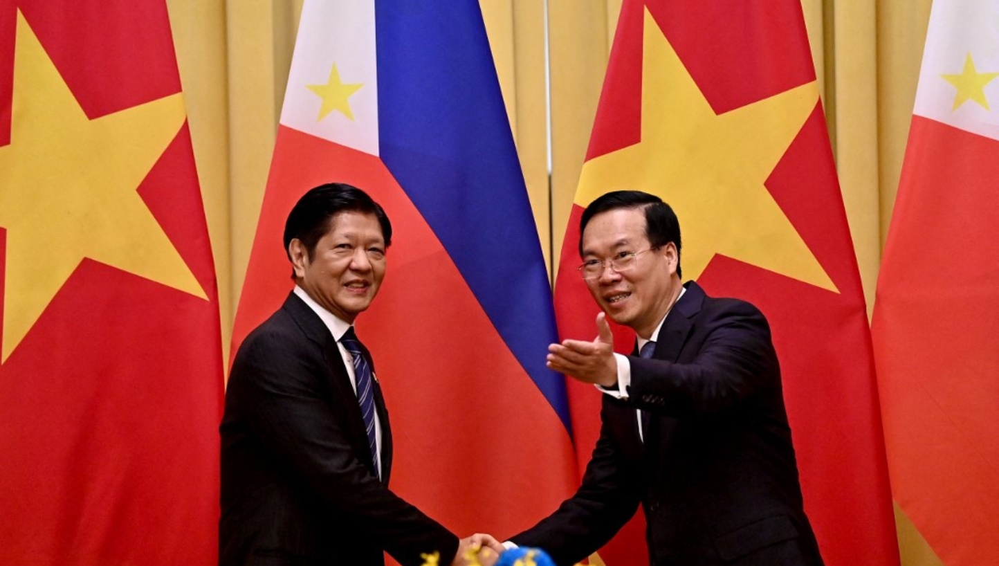 Vietnam and the Philippines Sign Deals on South China Sea Security