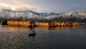 J&K Tourism Flourishes After Article 370 Abrogation: Record Over 1 Crore Visitors in Six Months