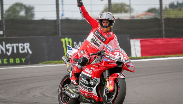 Bastianini Triumphs at British MotoGP as Martin Takes Championship Lead