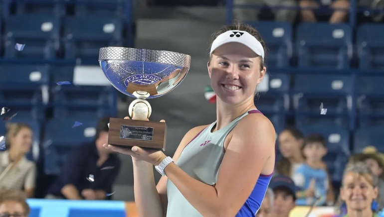 Noskova Triumphs Over Sun to Claim First WTA Title in Monterrey