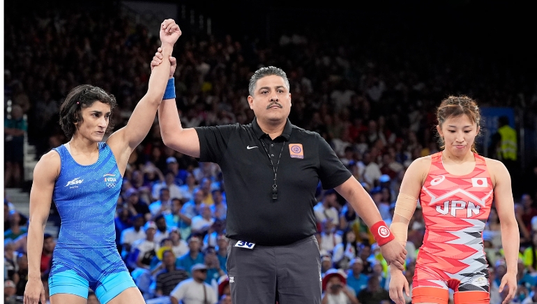 Vinesh Phogat Ends Yui Susaki’s 82-0 Streak in Stunning Olympic Upset