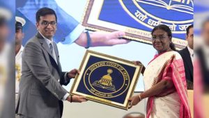 President Murmu Unveils Supreme Court’s New Flag and Insignia to Mark 75 Years