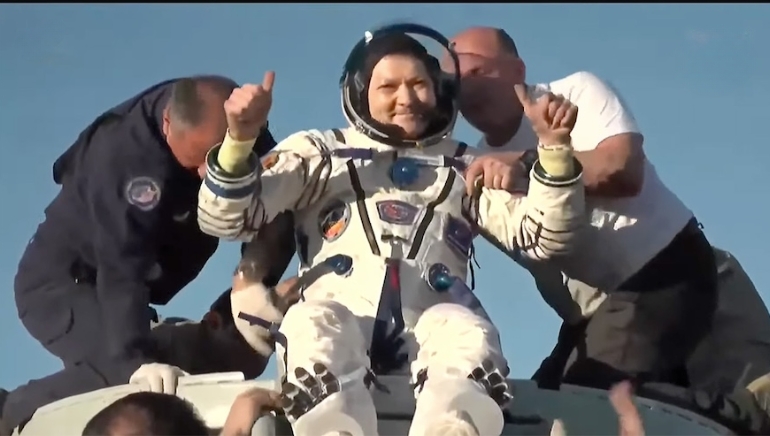 Soyuz Crew Returns Safely to Earth After Record-Breaking Mission