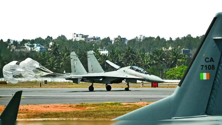 Indian Defence Panel Pushes for Private Sector Role in Fighter Jet Production