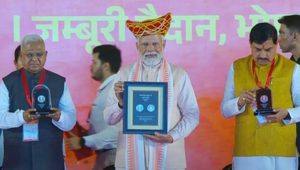 PM Modi Unveils ₹300 Coin to Commemorate Ahilyabai Holkar’s 300th Birth Anniversary