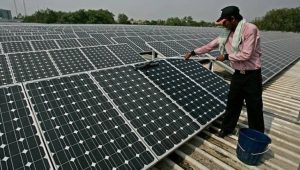 India Crosses 150 GW Solar Capacity After Record 44 GW Addition In A Single Year