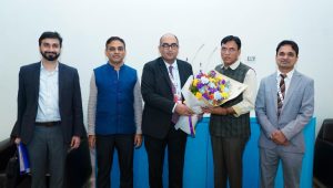 Minister Mansukh Mandaviya Holds Bilateral Talks at Doha Social Development Summit