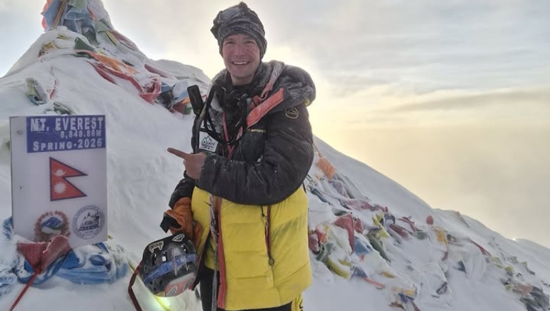 Ultra Runner Tyler Andrews Summited Everest in 9 Hours and 55 Minutes, Crushing 23-Year-Old Record