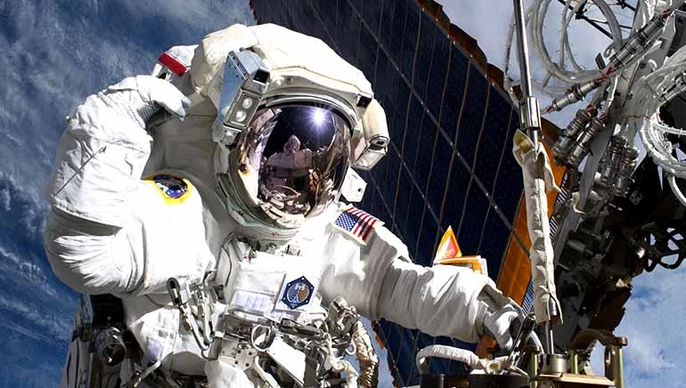 Canadarm2 Robotic Arm Restored After 7-Hour NASA Spacewalk 